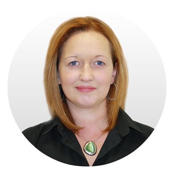 Astrid Beer - Leitung Finanzwesen